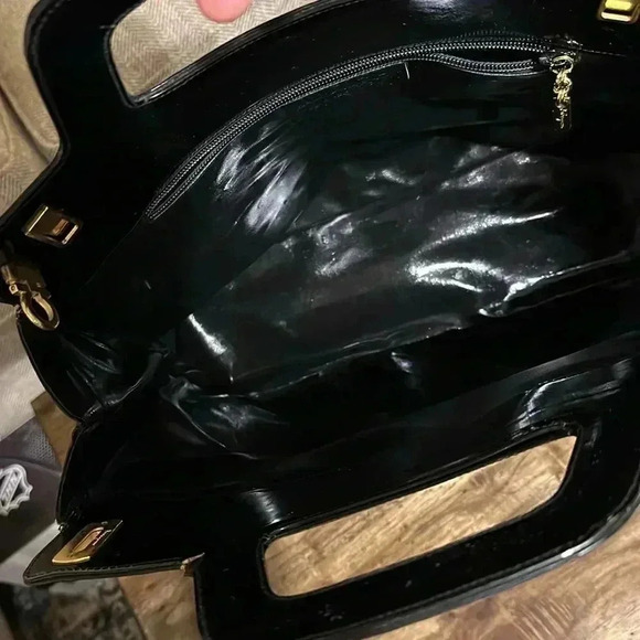 Salvatore Ferragamo Wanda Top Handle Luxury Blk Leather Designer Handbag - Picture 16 of 16